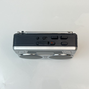 Eletree All-in-1เครื่องเล่นคาสเซ็ตต์แบบย้อนยุคเครื่องบันทึกวิทยุ FM พร้อมนาฬิกาดิจิตอล - Product Image 2