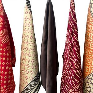 Pañuelo Cuadrado Étnico de Algodón Hecho a Mano, Estampado a Bloque, Set de Pañuelo para el Cuello y Corbata, Ideal para el Verano, Regalo para San Valentín - Product Image 1