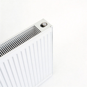 <span class=keywords><strong>Radiateur</strong></span> en panneaux d'acier soudés, chauffage uniforme, faible <span class=keywords><strong>bruit</strong></span>, hauteur personnalisable pour une utilisation en chauffage à l'<span class=keywords><strong>eau</strong></span> dans le salon familial - Product Image 2