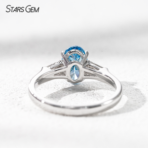 Bague de fiançailles Starsgem 2.0ctw à trois pierres en or massif 18 carats avec diamant de laboratoire bleu taille ovale - Product Image 3