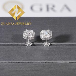 Boucles d'oreilles clous carrées luxueuses et tendance en argent sterling 925 avec moissanite taille Asscher VVS - Product Image 5
