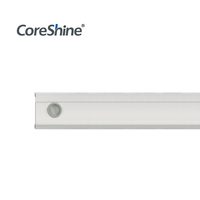 Éclairage suspendu commercial personnalisé à gradation 0-10v Dali 40w 60w lumière linéaire LED sans couture