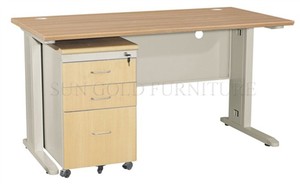 <span class=keywords><strong>Bureau</strong></span> d'ordinateur économique en mélamine pour personnel <span class=keywords><strong>avec</strong></span> <span class=keywords><strong>plateau</strong></span> pour clavier et tiroirs verrouillables - Product Image 5