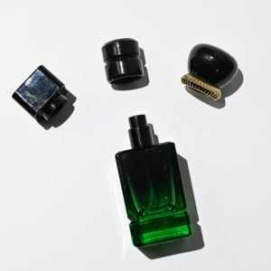 Flacon de parfum en verre double segment de luxe personnalisé de 50 ml, flacon pulvérisateur avec <span class=keywords><strong>dégradé</strong></span> de couleur et capuchon noir doré, logo OEM - Product Image 6
