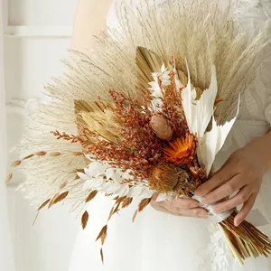 Unique Design Hot Sale Wedding Bouquet Pampas Grass For Wedding Event Decoration Boho Style Dried Flower Bouquet