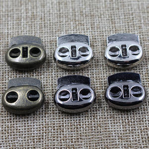 Phong Cách Mới Mũi Lợn Kim Loại Dây Rút Dây Kết Thúc Với Nắp Khóa Dây Cuối - Product Image 2