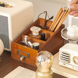 Organizador de Escritorio de Madera con Múltiples Niveles, Caja de Almacenamiento para Maquillaje y Artículos Diversos - Product Image 1
