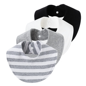 Nouveau bavoir pour bébé en pur coton et conçu pour les nourrissons et les jeunes enfants. Il comporte une conception de dessin animé à double couche - Product Image 1