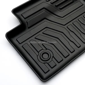 แผ่นยางกันลื่นสำหรับรถยนต์ <span class=keywords><strong>Toyota</strong></span> <span class=keywords><strong>Yaris</strong></span>,แผ่นยางกันลื่นพร้อมโลโก้แบบกำหนดเองสำหรับปี2020 - Product Image 5