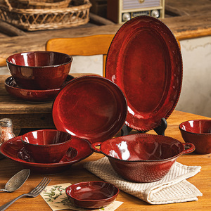 Set di Stoviglie in Porcellana Rossa di Lusso con Effetto Cangiante, <span class=keywords><strong>Piatti</strong></span> e Ciotole in <span class=keywords><strong>Ceramica</strong></span> Irregolare, Adatti al Microonde, Stile Vintage - Product Image 1