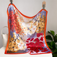 Syal Sutra Persegi 70cm Wanita Motif Vas Bunga Still Life, Kerudung Muslim, Hadiah