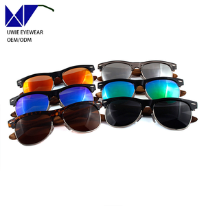 Tamaño 45-20-145 para Montura <span class=keywords><strong>de</strong></span> PC, Patillas <span class=keywords><strong>de</strong></span> Caoba |   Lentes Polarizadas |   Visión Nocturna Anti-Radiación |   Lente TAC Clásica |   Cómodo - Product Image 1