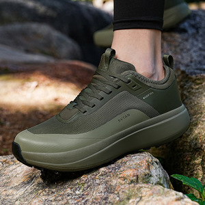 Nouvelles Chaussures de Course 2025 pour Hommes – Antidérapantes, Imperméables, Légères, à Semelle Épaisse, pour Randonnée et Sport Décontracté, avec Tige en Maille - Product Image 2