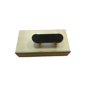 Personnalisable <span class=keywords><strong>Mini</strong></span> Touche <span class=keywords><strong>Skateboard</strong></span> <span class=keywords><strong>Rampe</strong></span> Bois Plastique Métal Matériel avec Logo Personnalisé pour Garçons et Filles - Product Image 1