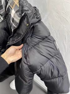 Giacca Bomber Invernale 2025 Versione Premium Unisex <span class=keywords><strong>con</strong></span> <span class=keywords><strong>Cappuccio</strong></span> Tre-in-Uno Staccabile Imbottita in Cotone - Product Image 3