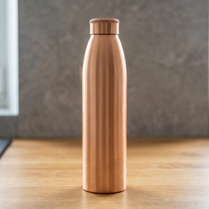 Bouteille isotherme en cuivre au design minimaliste, bouteille d'eau portable de voyage avec couvercle - Product Image 1