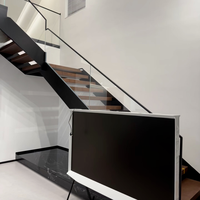Escaliers droits en bois naturel massif, faits à la main, durables, intemporels, raffinés, architecturaux, sophistiqués, supérieurs, exclusifs