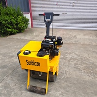 Rouleau compresseur vibrant à tambour unique de 600 kg, compresseur entièrement hydraulique avec pompe hydraulique pour la construction routière