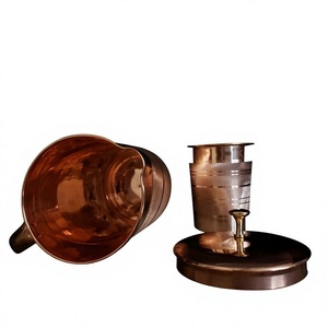 Ensemble de carafe et de tasses en cuivre martelé vintage, capacité de 1,7 L, fabrication artisanale, respectueux de l'environnement, pour servir des boissons lors de mariages et de fêtes, design en métal durable - Product Image 3