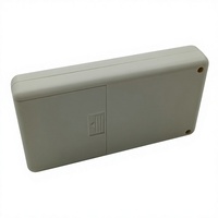 Boîtier électronique rectangulaire blanc en plastique moulé par injection, finition lisse, pour l'assemblage de modules de contrôle de circuits imprimés portables