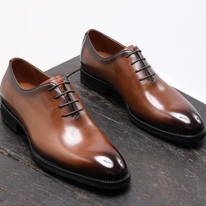 Nuevos Zapatos de Cuero Casuales de Negocios para Hombre, Hechos a Medida, Más Vendidos, Impermeables, con Suela de Goma Gruesa, Acabado Patentado, Cierre con Cordones - Product Image 6