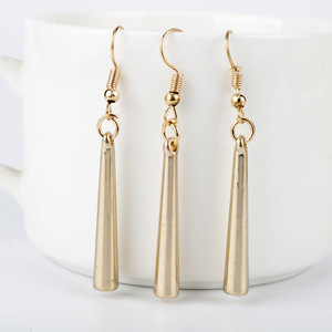 Hot Selling Cosplay Accessories Hoop Earrings <strong>Jewelry</strong> Solon Earrings Anime Luffy Roronoa Zoro Earring <strong>Manufacture</strong> <strong>Supply</strong> - Product Image 6