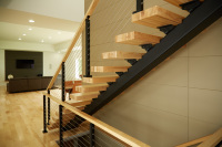 Escalier droit distinctif, imperméable, anticorrosion, haute résistance, durable, simple et moderne pour la maison