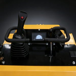 Minicargadora Compacta de Pista Estrecha con Servicio Postventa en Línea para Operaciones en Espacios Reducidos, Motor y Bomba como Componentes Clave - Product Image 3