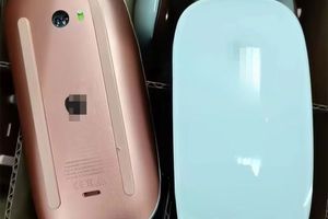 Magic Mouse 2 A1657 d'occasion comme neuf, interface PS/2, rétroéclairage RVB, 2 boutons - Product Image 4