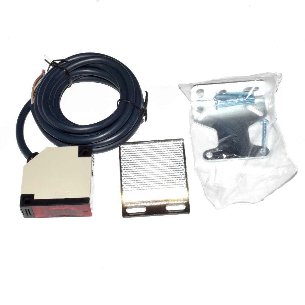 Square Reflex Light Barrier Sensor DC12-24V / AC90-240V Reflective photoelectric switch photocell E3JK-R4M1 infrared beam sensor