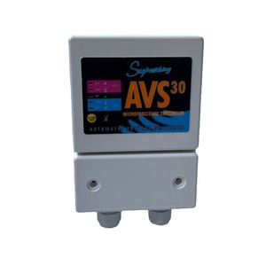 สวิตช์เปลี่ยนแรงดันไฟฟ้าอัตโนมัติ Superking AVS30 30 แอมป์ สำหรับเครื่องปรับอากาศและตู้เย็นขนาดใหญ่ - Product Image 3