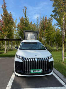 Autocaravana Dongfeng Híbrida Forthing V9 2026, Techo Panorámico, 5.2m, Amplia y Espaciosa, para Actividades de Aventura - Product Image 2