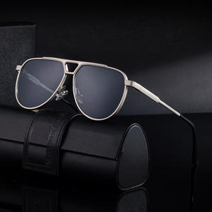 Lunettes de soleil Aviator KSL-98340 pour hommes, protection UV400, monture en plastique et métal, pare-soleil de classe 2, couleur marron, pour usage extérieur - Product Image 1