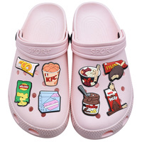 Breloques pour chaussures à thème snacks britanniques et australiens, accessoires de chaussures, décorations pour chaussures, vente en gros, pour cadeaux, très demandées