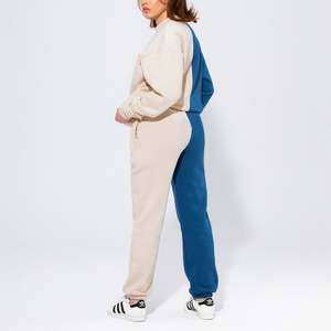 ชุดเสื้อสเวตเตอร์คอกลมและกางเกงผ้าฟลีซสองสีผ้าคอตตอนรุ่นออกแบบได้ตามต้องการ - Product Image 2