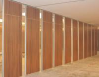 Cloison pliable insonorisée en mélamine sur mesure, design moderne pour salles de conférence, écoles, salles de banquet - Usage commercial