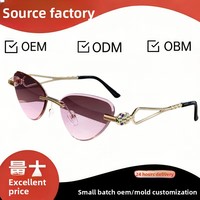 Nouvelles Lunettes de Soleil Cœur 2026 Protection UV400 Effet Naturel Tendance Unique Inspirées des Célébrités en Ligne Métal Transfrontalier