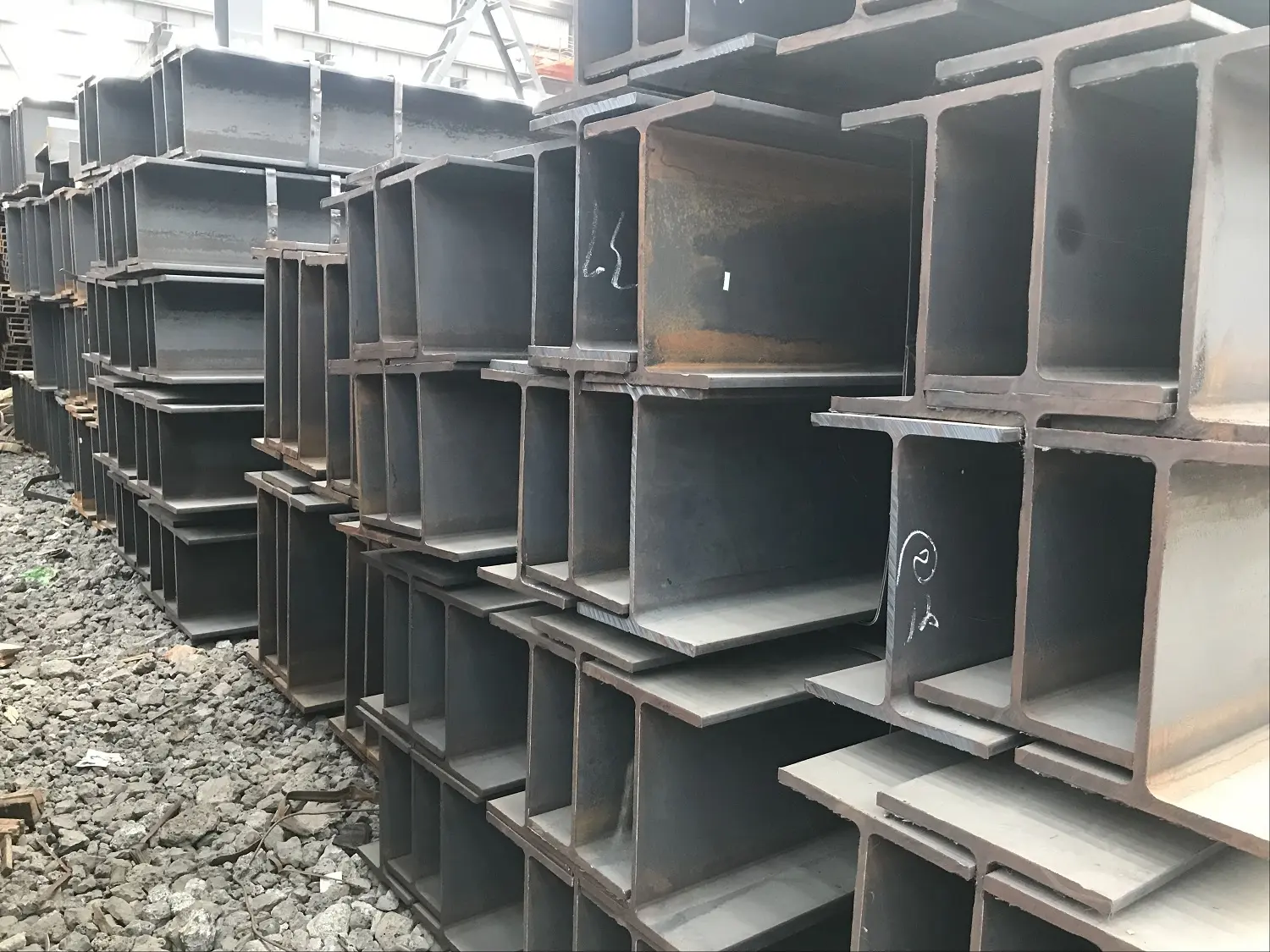 High Quality Iron Steel H Beams ASTM Ss400 Standard ipe 240 Hot Rolled H-Beams Dimensions With cheap price