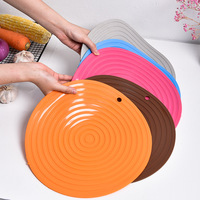 Nouveau design de tapis de table antidérapant en silicone de 18 cm, résistant aux brûlures, pour vaisselle et repas d'enfants, respectueux de l'environnement - Vente chaude