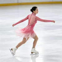 Robe de patinage artistique à dégradé rose et blanc avec strass, col montant, manches longues, en maille, pour compétition et spectacle sur glace, pour adultes et enfants