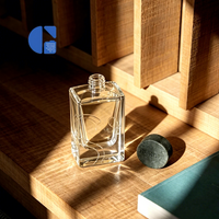 Flacon de parfum en verre transparent carré de luxe de 50 ml, col à vis de 14 mm, flacon de parfum de 100 ml pour emballage cosmétique