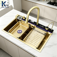 Évier de cuisine moderne en acier inoxydable finition satinée, design moderne, évier simple