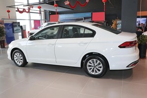 Venta caliente 2024 Usado Volkwagen Bora Gas Car Vehículo de gasolina africano Nueva tecnología Cambio de gasolina - Product Image 5