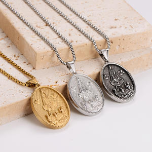 Collar de medalla ovalada de acero inoxidable con colgante religioso Vintage para hombre, joyería de fe minimalista con peregrino de Remo - Product Image 1