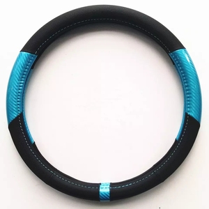 Accessoires intérieurs de voiture, housse de volant de voiture en cuir résistante à l'usure, confortable et antidérapante - Product Image 1