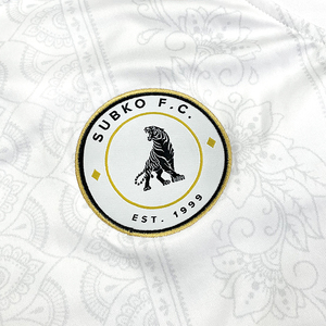 Rteto Camisetas de fútbol de manga larga Diseño personalizado Impresión de nombre Bordado Logo Camiseta de fútbol blanca - Product Image 6