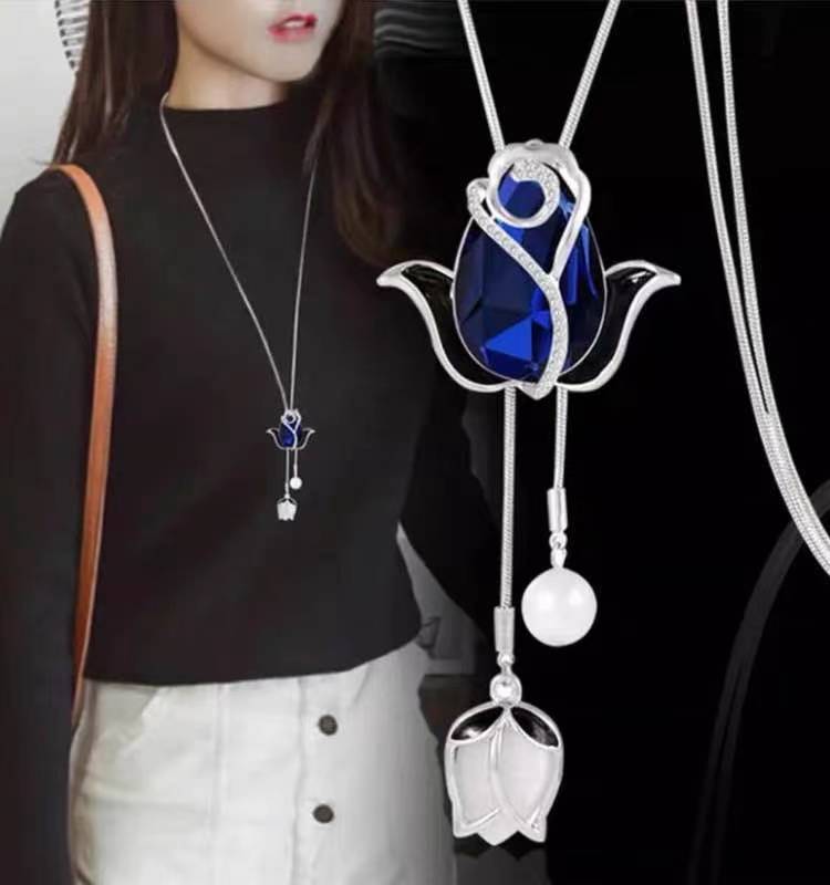 022 tulipe bleue et blanche