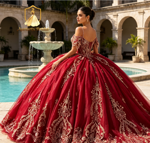 MS9000 Splendido Abito da Ballo Bordeaux Royal <span class=keywords><strong>Saray</strong></span> con Spalle Scoperte, Pizzo Dorato, Abito da Principessa per Festa dei 15 Anni con Strascico - Product Image 2