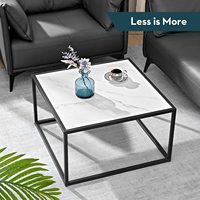 Table basse carrée contemporaine en bois pour petits espaces avec hauteur réglable, style industriel simple