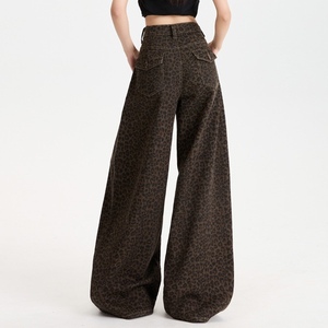 กางเกงยีนส์แฟชั่นทรงหลวมเอวสูงลายเสือดาวสไตล์วินเทจสำหรับผู้หญิงรุ่นใหม่ล่าสุด - Product Image 2